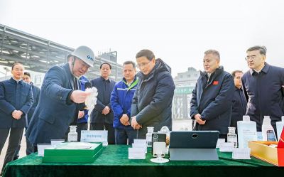 市委书记温金荣调研鱼台重点产业项目，实地考察山东铁马新材料建设进展